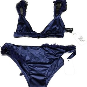 More noir baby blue ruffle bikini